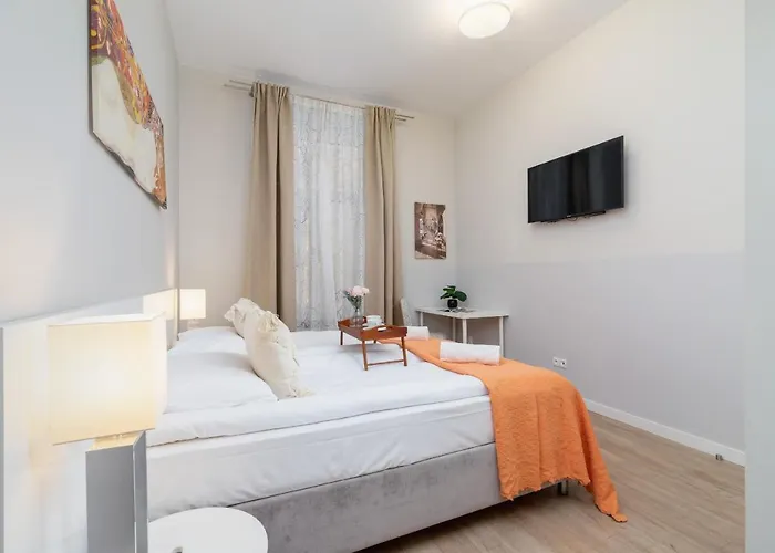 Planty Park Lobzowska By Renters *