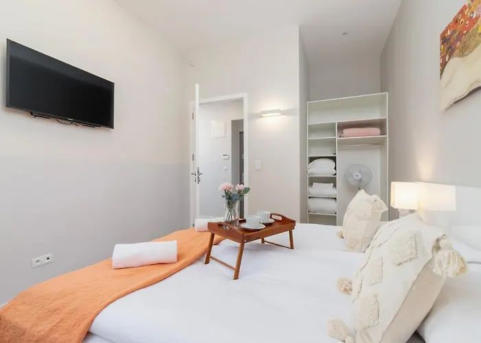 Planty Park Lobzowska By Renters アパート