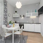 Planty Park Lobzowska By Renters Krakau